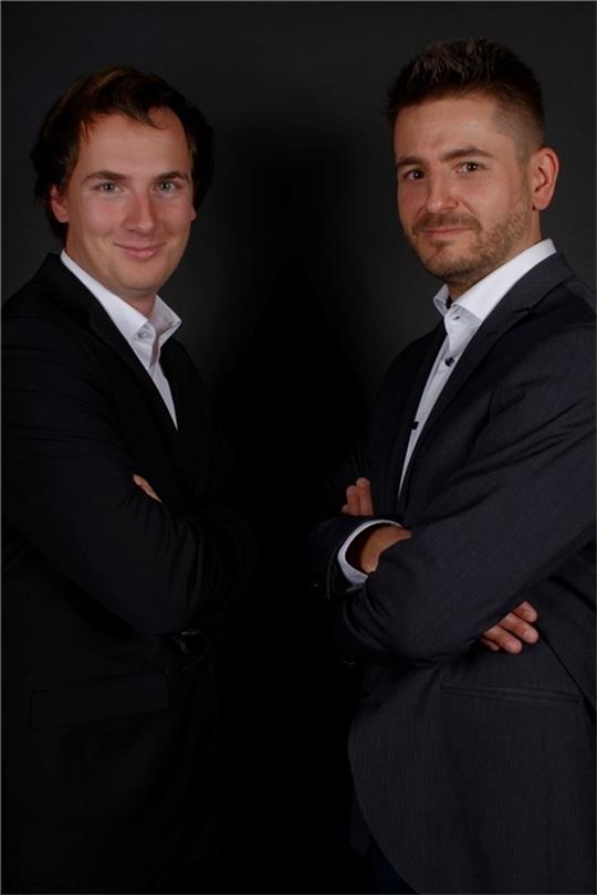 Henning Ruwe und Martin Valenske kommen von der Berliner Distel. Foto: Nancy Ludwig