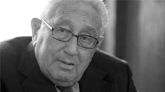 Henry Kissinger ist tot. Der ehemalige US-Außenminister ist im Alter von 100 Jahren gestorben.