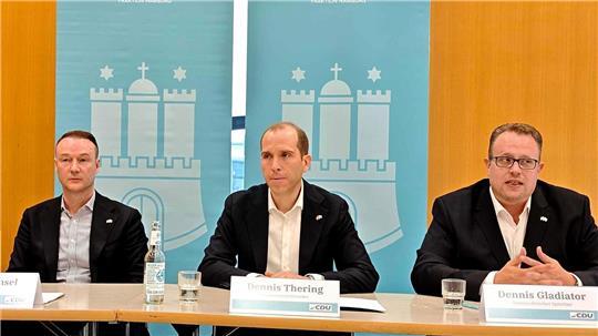 Hensel beklagt fehlendes Engagement des rot-grünen Senats beim Kampf gegen Antisemitismus. 