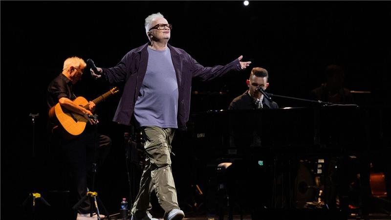 Poet mit Chor und Gästen: Grönemeyers neue Unplugged-Platte Herbert Grönemeyer zählt zu den größten Künstlern der deutschen Popmusik .(Archivbild)