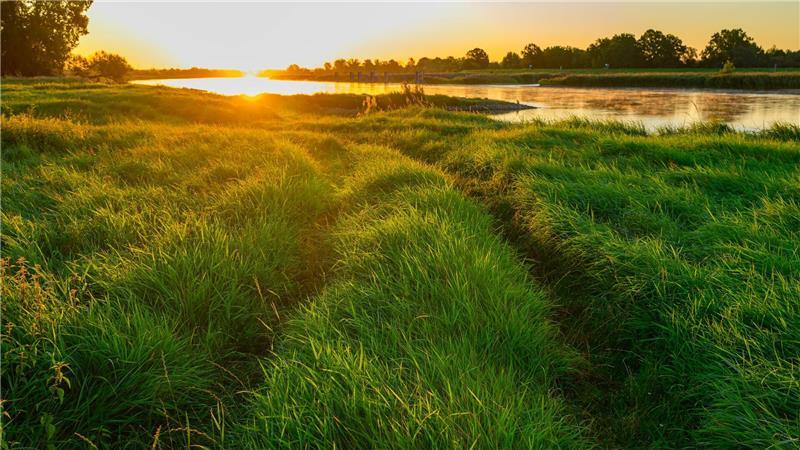 Herbstlicher Sonnenaufgang