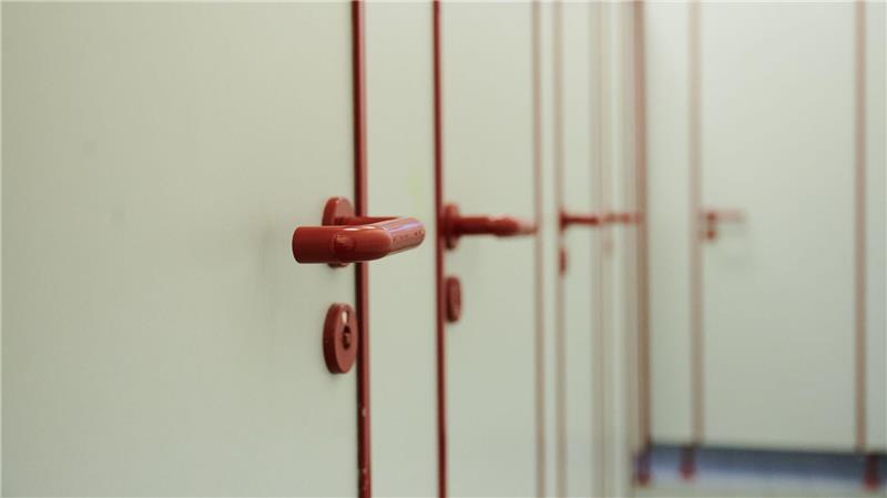 Herkömmliche Toiletten wie diese helfen Menschen mit Schwerbehinderung nicht weiter. (Symbolbild)