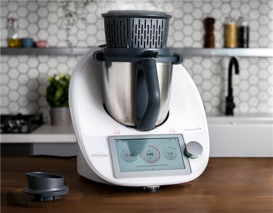 Hersteller Vorwerk warnt vor Verbrühungsgefahr beim aktuelle Thermomix-Modell TM6. Foto: Vorwerk Elektrowerke/obs