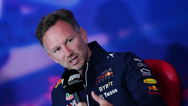 Heute wird Horner, wie sonst auch an den Grand-Prix-Wochenenden, am Kommandostand stehen.