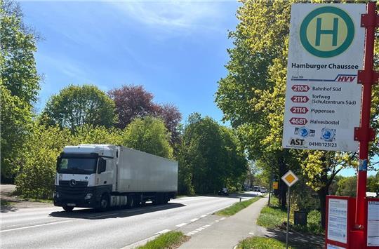 Hier in Ovelgönne wird die Bundesstraße B73 ab dem 5. Mai zu einer Einbahnstraße.