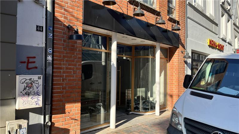 Hier in der Langen Straße zieht die Mühlenbäckerei Schmacke mit einer Filiale ein. Eröffnet wird am 27. April.