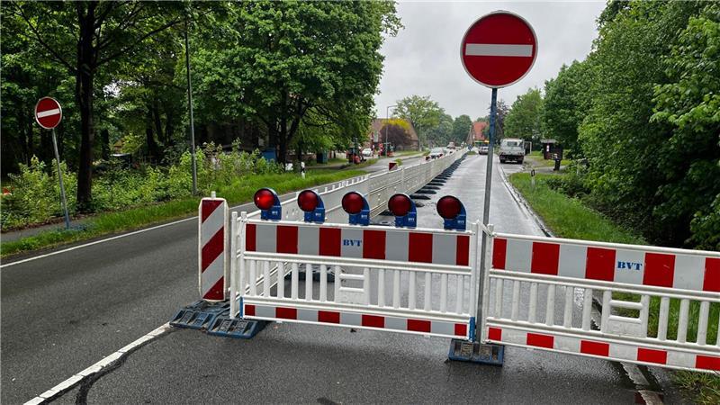 Hier ist Schluss: Bis zum 6. Juni darf hier in Richtung Neu Wulmstorf kein Auto durchfahren.