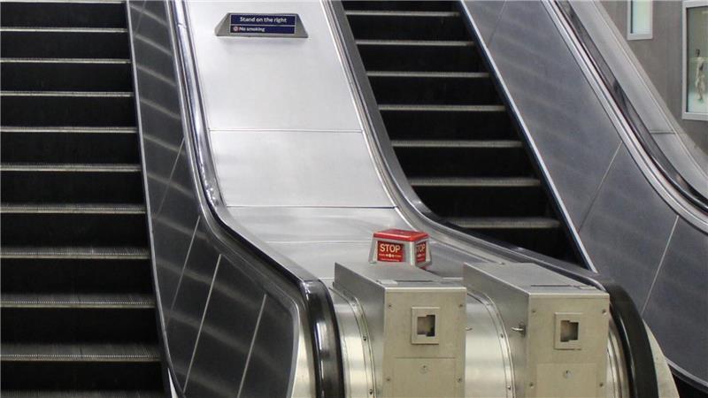 100 Jahre Rolltreppe: Traumfahrt für 30 Sekunden Hier rutschte James Bond: In „Skyfall“ ist diese Rolltreppe Schauplatz eines Stunts von Daniel Craig (Archivbild).