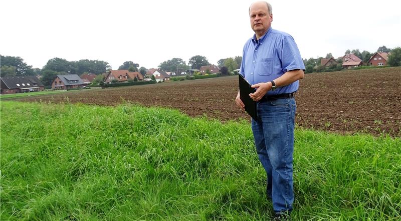 Hinrich Mohr hat sein Ziel erreicht: Die Planungen einer Wohnbebauung am Nindorfer Gänseberg werden zurückgestellt. Foto Lepél
