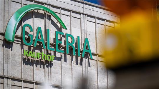 Galeria erstmals seit über zehn Jahren operativ profitabel Hinter der Warenhauskette liegen schwierige Jahre. Im Sommer 2024 war das vorerst letzte Insolvenzverfahren aufgehoben worden.