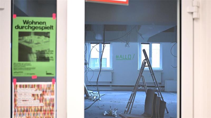 Hamburger Wohnungsnot: Einst Schokofabrik, bald WG Hinter der künftigen Haustür der 15 Bewohnerinnen und Bewohner gleicht die Fläche einer Baustelle.