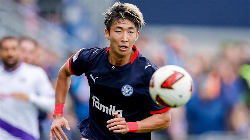 Holstein Kiel bleibt sieglos – Frust nach erneutem Remis Hiroki Sekine unterlief das Kieler Eigentor zum 1:1.