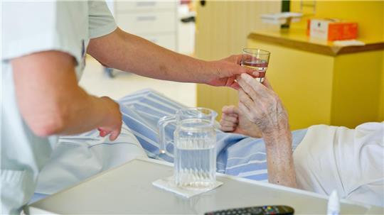 Hitze wie in diesen Tagen ist ein erhebliches Gesundheitsrisiko. (Archivbild)