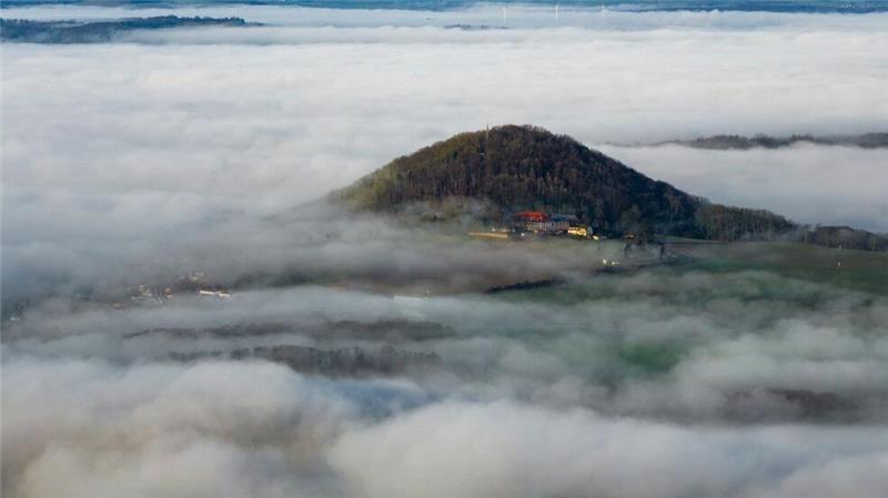 Besondere Wetterlage sorgt für hohe Feinstaubwerte Hoch in den Bergen in Thüringen waren die Temperaturen dieser Tage teils zweistellig, in den Tälern hingegen wurden um null Grad gemessen.