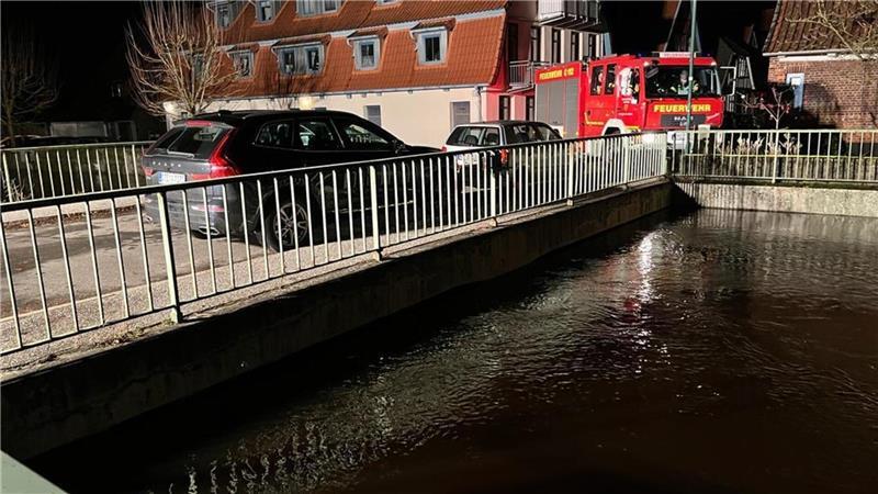 Hochwasser-Alarm an der Lühe im Dezember 2023. (Archivbild)