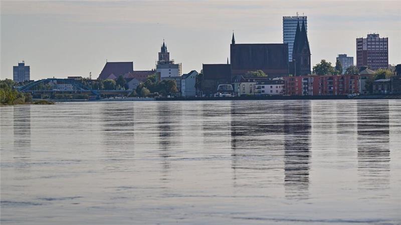 Klimakrise spitzt sich zu - Welche Rolle spielt Deutschland? Hochwasser im Herbst in Frankfurt (Oder). (Archivbild)
