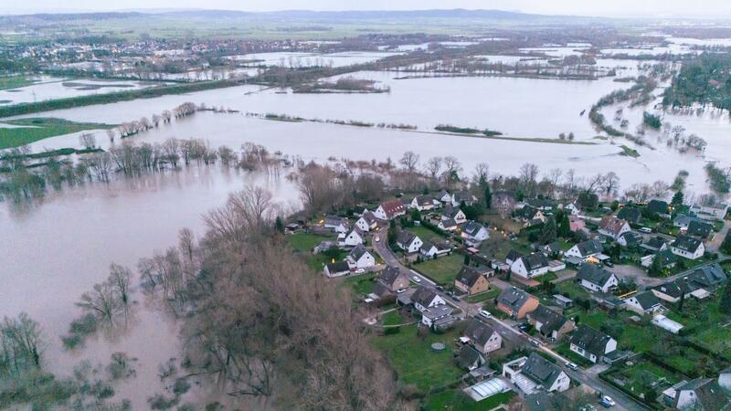 Füllstände an den Talsperren im Harz sinken weiter Hochwasser umfließt die Ortschaft Ruthe im Landkreis Hildesheim.