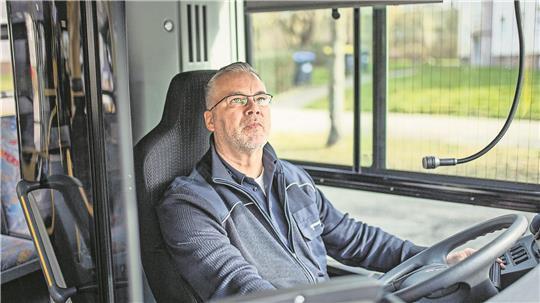 Höchste Konzentration am Steuer - Pjer Ortmann hat alles im Blick.
