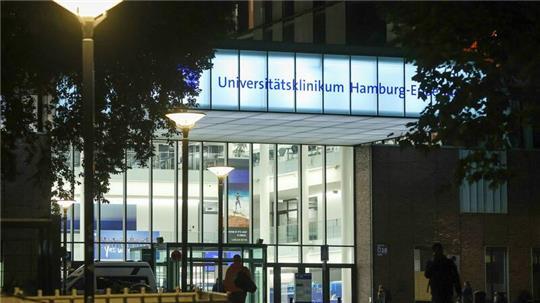 Höhere Personalkosten und Mieten lassen die Bilanz des UKE tief ins Minus rutschen. (Archivbild)