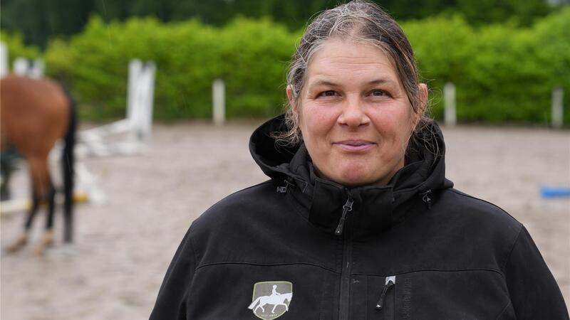 Hof- und Pferdebesitzerin Mirjam Dietze ist sehr stolz auf Silvie und Phönix.