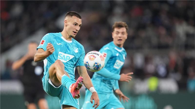 St. Pauli verliert zu Hause gegen Hoffenheim – Krise spitzt sich zu Hoffenheims Tim Lemperle (l) in Aktion.