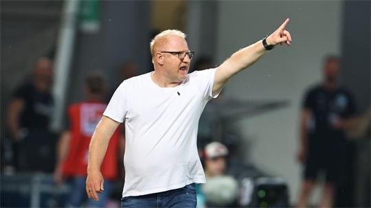 Hofft auf eine unbeschwertere Saison als zuletzt: Fürth-Trainer Heiko Vogel. (Archivbild)