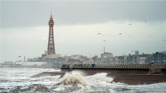 Hohe Wellen in Blackpool.