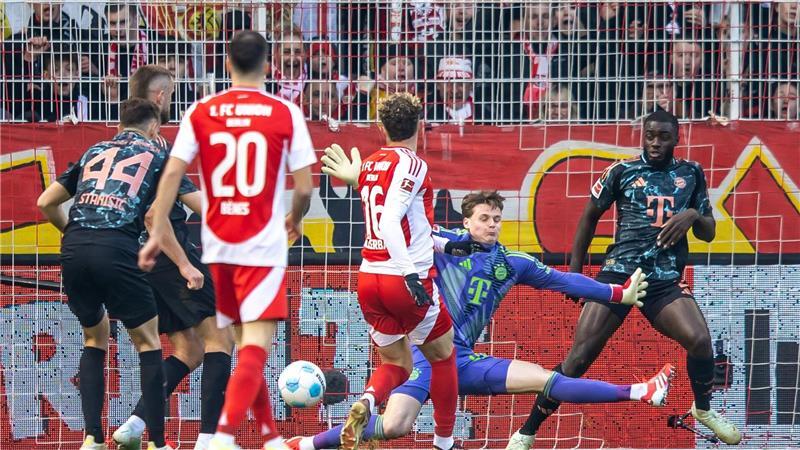 „Sehr ärgerlich“: Bayern lässt auch bei Union Punkte liegen Hollerbach versetzte die Union-Fans in Ekstase.