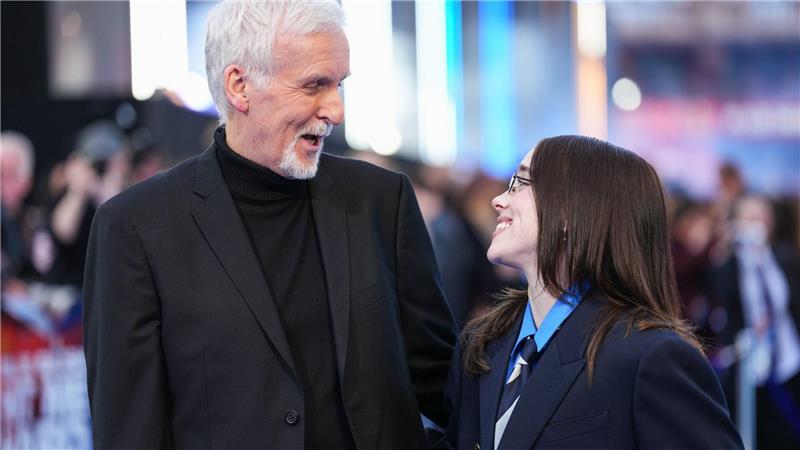 Hollywood-Regisseur James Cameron und Pop-Superstar Billie Eilish verstehen sich prächtig.