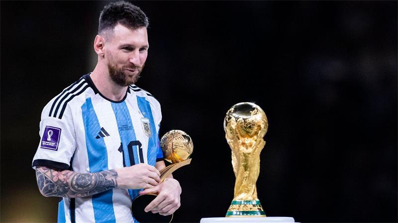 Holt er sich wie 2022 in Katar wieder den Pokal? Lionel Messi. (Archivbild)