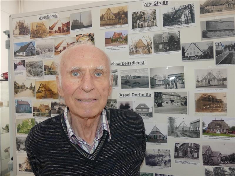 Horst Fitschen : Mehr als zwei Jahrzehnte lang ist der 78-jährige Herzblut-Asseler unterwegs gewesen, um Bilder und Erzählungen aus der Ortsgeschichte zu sammeln und für die Nachwelt zu bewahren. Foto: Knappe