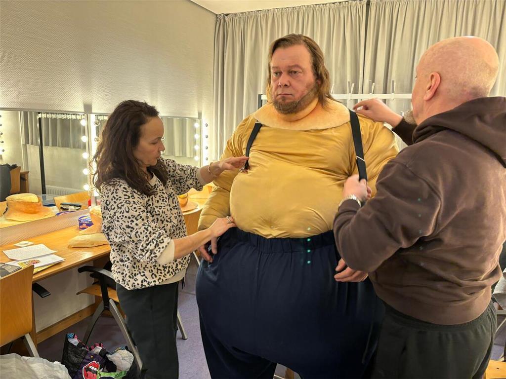 Hosen in Übergröße.