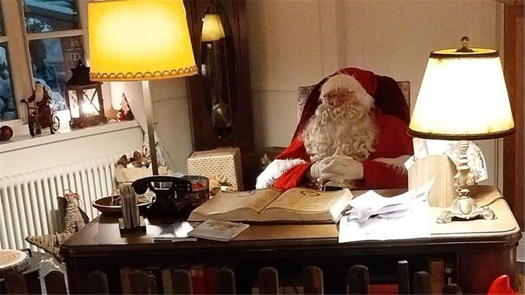Hotte Beyer hat bereits den Weihnachtsmann besucht.