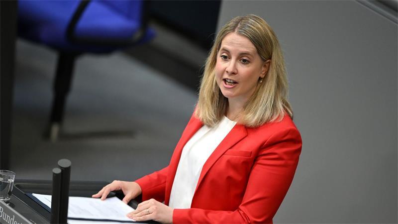 Einschnitte beim Wohngeld: Kabinett beschließt Entwurf Hunderte Millionen Euro will Bauministerin Verena Hubertz (SPD) beim Wohngeld einsparen.