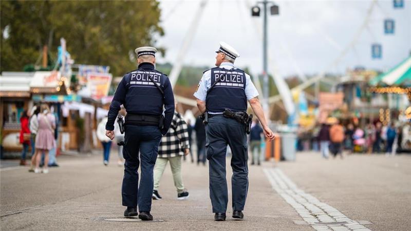Wiesn friedlich, fröhlich, sicher - 6,7 Millionen Gäste Hunderte Polizeibeamte sichern das Volksfest.