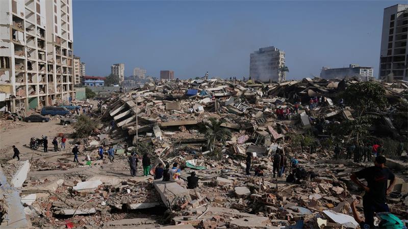 Mehr als 900 Tote nach Erdbeben in Venezuela Hunderte Wohnhäuser wurden zerstört.