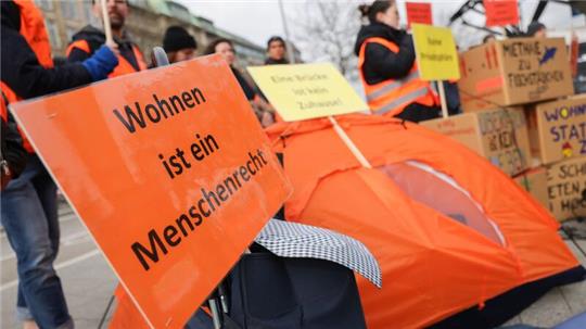 Hunderttausende Menschen in Deutschland haben keine eigene Wohnung.