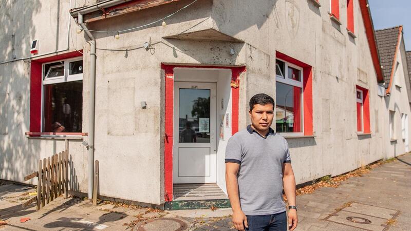 Husain Scharifi möchte im Gebäude der ehemaligen Ferrari-Kneipe in der Langener Landstraße 15 eine Änderungsschneiderei aufmachen.