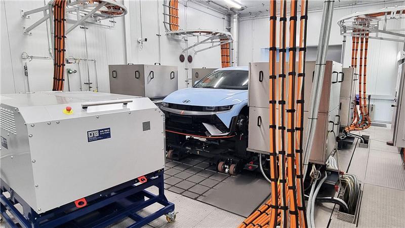 Hyundai erweitert Europa-Testcenter in Rüsselsheim Hyundai prüft seine Europa-Modelle in Rüsselsheim mit modernen Anlagen.