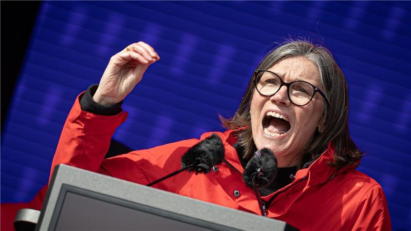 Tausende demonstrieren für mehr Investitionen in Industrie IG-Metall-Chefin Christiane Benner: „Ohne Industrie ist Deutschland ein armes Land.“