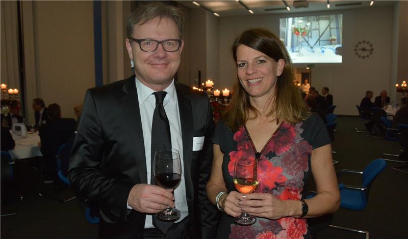 IHK-Chefin Maike Bielfeldt mit Reiner Perau von der Deutsch-Dänischen Handelskammer in Kopenhagen. Foto Stephan