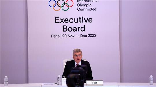 IOC-Chef Thomas Bach bei der Exekutivesitzung in Paris.