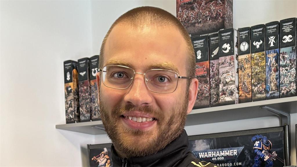 "Ich freue mich, dass ich nach Jahren endlich wieder MMA trainieren kann, da es ...