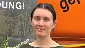 „Ich freue mich sehr, viele junge Leute auf der Ausbildungsmesse im Stadeum zu treffen und zu sehen, wie sie ihre Zukunft gestalten.”Marit Henkel aus Stade, im Marketing bei Firma Dammann, am Freitag, 28. August 2026.
