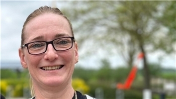„Ich hoffe, dass am Himmelfahrtstag das Wetter gut ist, gut gelaunte Leute unterwegs sind und die neue Saison gut anläuft.“Karin Plate, Gastronomin und Inhaberin von Plate's Osteblick in Gräpel, am Dienstag, 12. Mai 2026.