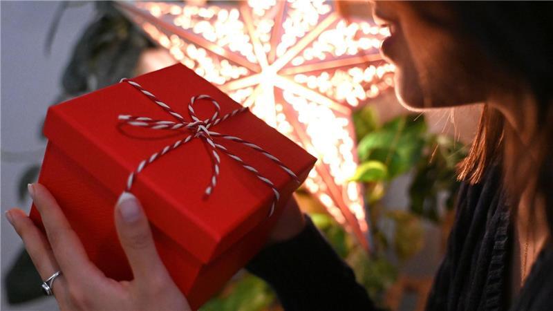 Ich schenk‘ mir was: neuer Trend zum Fest Ich weiß, was ich will: ein Geschenk für mich selbst.