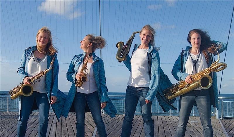 Vier Frauen, Saxofone und ein Sound Ihre Musik ist eine wilde Mischung verschiedener Genres.