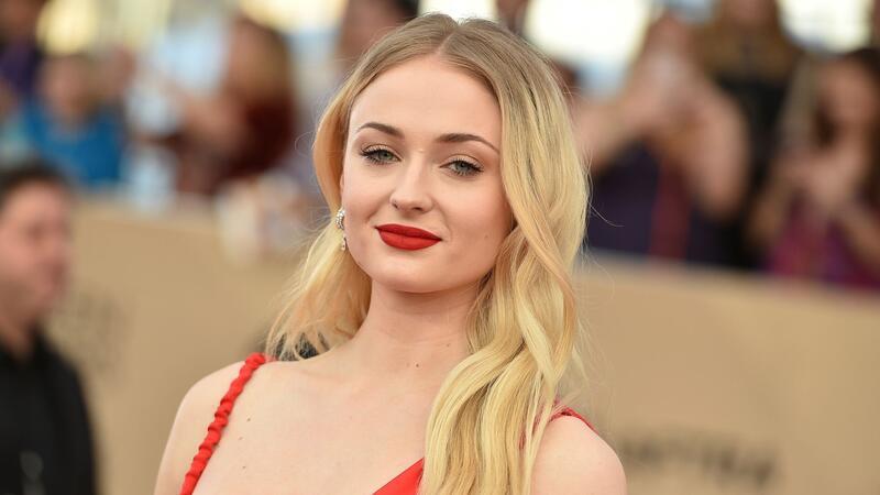 Sophie Turner und Kit Harington drehen Horrorfilm Ihre Rolle als Sansa Stark in der Serie „Game of Thrones“ machte Sophie Turner weltberühmt.