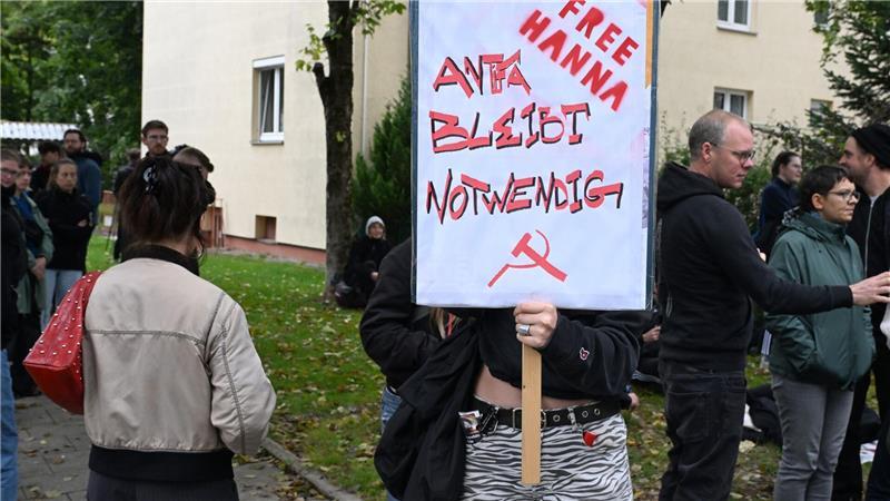 „Menschenjagd in Budapest“: Fünf Jahre Haft für Hanna S. Ihre Unterstützer zweifeln ein faires Verfahren an.