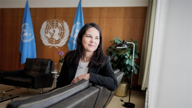 „Jetzt bin ich Privatmensch“ - Baerbock verlässt Weltbühne Ihre Zeit in Berlin habe sie bestens auf die Auseinandersetzungen in den UN vorbereitet, sagt die ehemalige Außenministerin. (Archivbild)